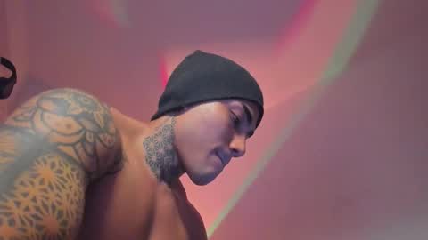 Santi Ferrer online show from December 17, 2:29 am