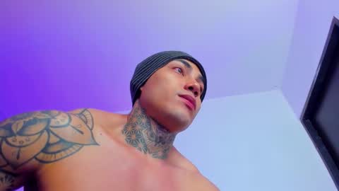 Santi Ferrer online show from October 6, 7:04 am