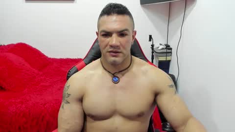 santi_pastori online show from September 23, 7:09 pm