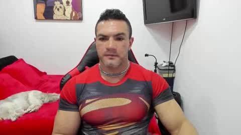 santi_pastori online show from November 6, 4:32 pm