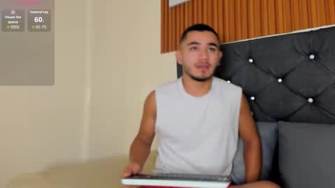 santiago_blackwood online show from November 17, 12:30 pm