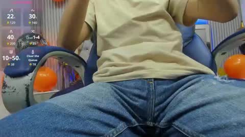 santiago_russo18 online show from November 2, 7:25 pm