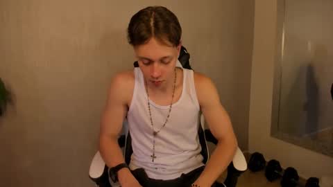 Snapshot of santiceballo chatting on September 21, 8:13 pm Julius Novachrono online show from September 21, 8:13 pm