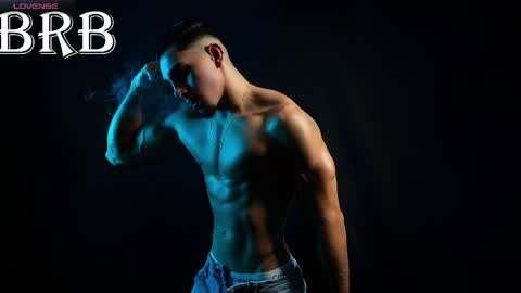 Santiago Seans online show from April 22, 1:29 pm