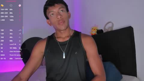 santi online show from March 19, 12:38 am