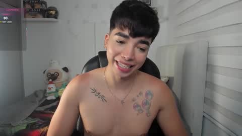 Mr. Santiago online show from March 24, 1:39 pm