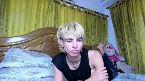 kitty online show from December 30, 7:21 pm