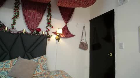Snapshot of sanyaseraphine0 chatting on October 2, 7:56 pm sanyaseraphine0 online show from October 2, 7:56 pm