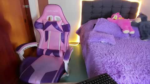 saphira online show from February 21, 7:10 pm