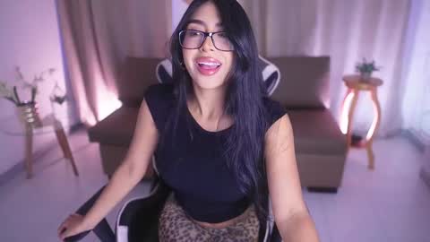 Sara  online show from March 11, 12:39 pm