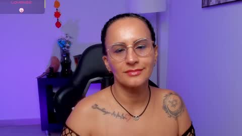   online show from June 6, 11:27 am
