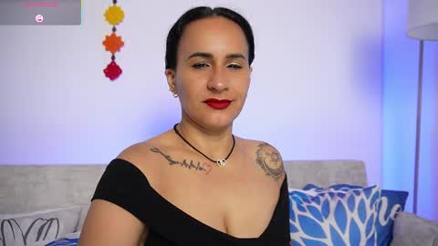   online show from February 21, 11:02 am