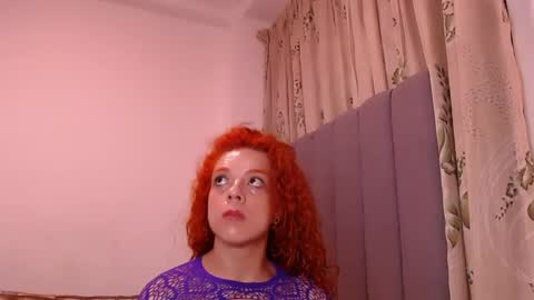 sara_johnson__ online show from April 23, 10:23 am