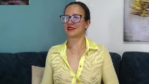 Sara   online show from March 2, 9:43 pm