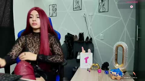 Sara online show from May 26, 3:40 pm