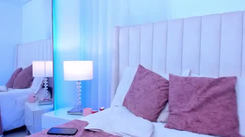 Snapshot of sara_sanders chatting on October 19, 4:44 pm sara_sanders online show from October 19, 4:44 pm