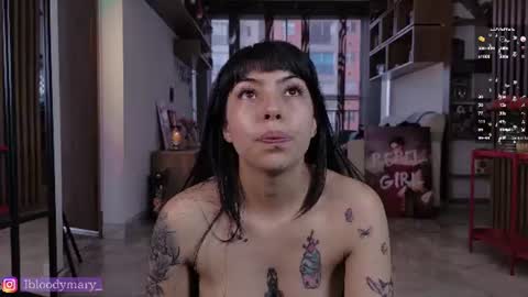 Sara online show from August 4, 9:33 pm