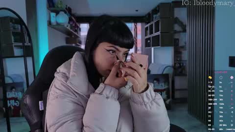Sara online show from June 18, 2:55 pm