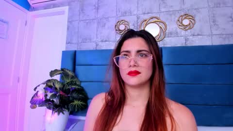 Sara Alvarezx online show from March 5, 7:39 am