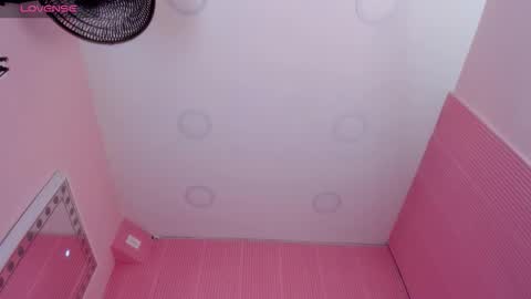 Sara Castillo online show from September 10, 9:54 am