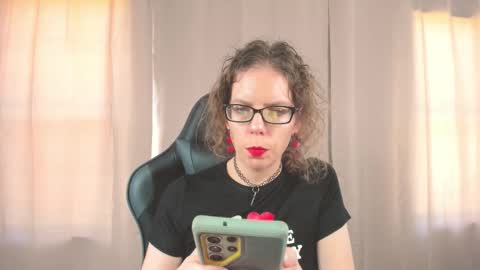 Sara Desire online show from October 2, 4:39 pm