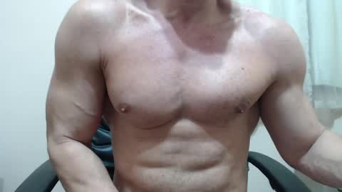 saradorj92 online show from March 8, 6:50 am