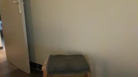 Sara Fossette online show from December 2, 10:13 am