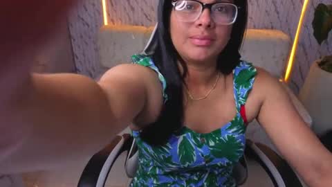 sarah_bay_tx online show from June 8, 7:59 pm