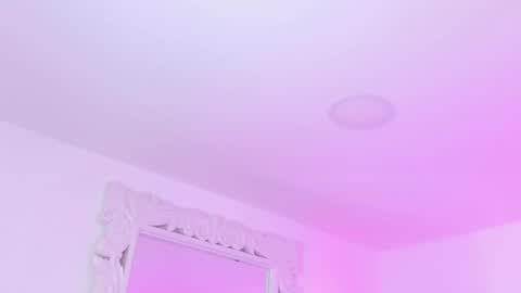 Sarah Bonneth online show from February 18, 12:27 pm