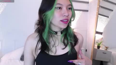 Sarah online show from January 19, 1:32 pm