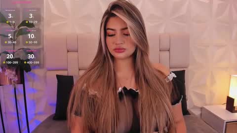     online show from March 12, 11:31 am