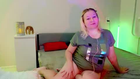 Sara online show from October 14, 4:15 am