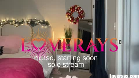 Back from Vacay  Follow for more here  online show from December 22, 4:19 am