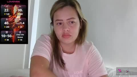 Snapshot of saramartinez100 chatting on March 7, 11:51 am sara martinez online show from March 7, 11:51 am