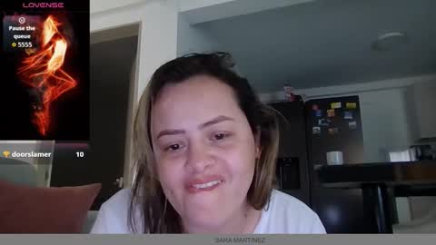 Snapshot of saramartinez100 chatting on October 20, 7:08 pm sara martinez online show from October 20, 7:08 pm