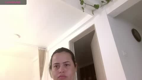sara martinez online show from July 5, 6:15 pm