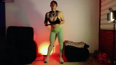 Sara Herrera online show from March 5, 2:53 am