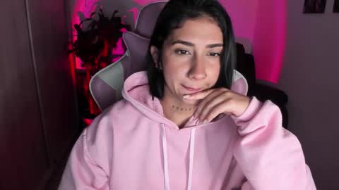 saratukkerr online show from October 26, 6:36 am