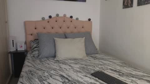 saratukkerr online show from January 11, 12:22 am