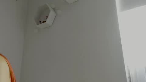 Saray  online show from March 30, 7:03 pm