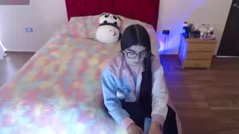 Snapshot of saray_honey1 chatting on September 24, 8:04 pm saray online show from September 24, 8:04 pm