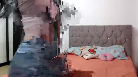 sarayliz1 online show from October 17, 12:14 am