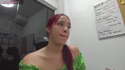 Baby Saren online show from October 25, 1:11 pm