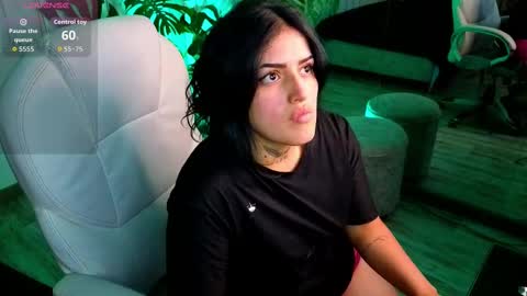 Sari  online show from September 27, 10:29 pm