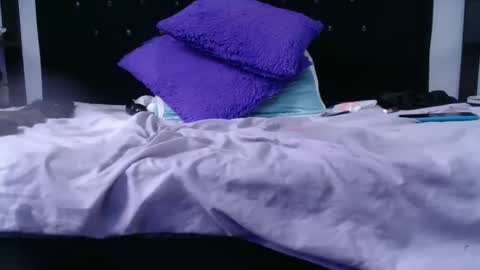 Sara online show from March 5, 7:17 pm