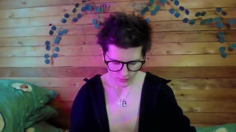 sasha_bb21 online show from February 17, 10:03 am