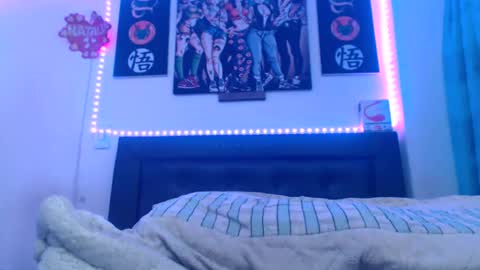 Snapshot of sashayscott chatting on January 12, 3:17 am Onlyfans  nataliaclaus online show from January 12, 3:17 am