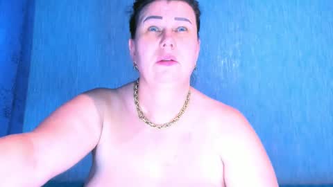 Snapshot of sassy_seasons chatting on February 23, 10:53 pm sassy_seasons online show from February 23, 10:53 pm
