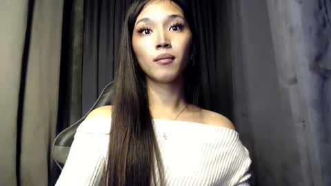 Sassygirl online show from November 24, 12:42 am