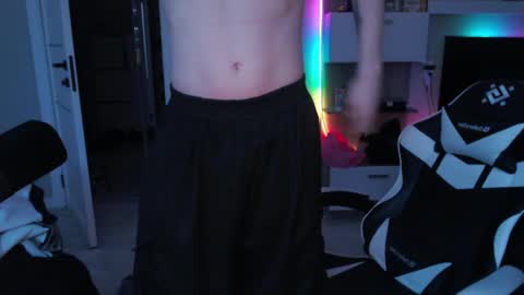 Kristof online show from April 20, 11:52 pm